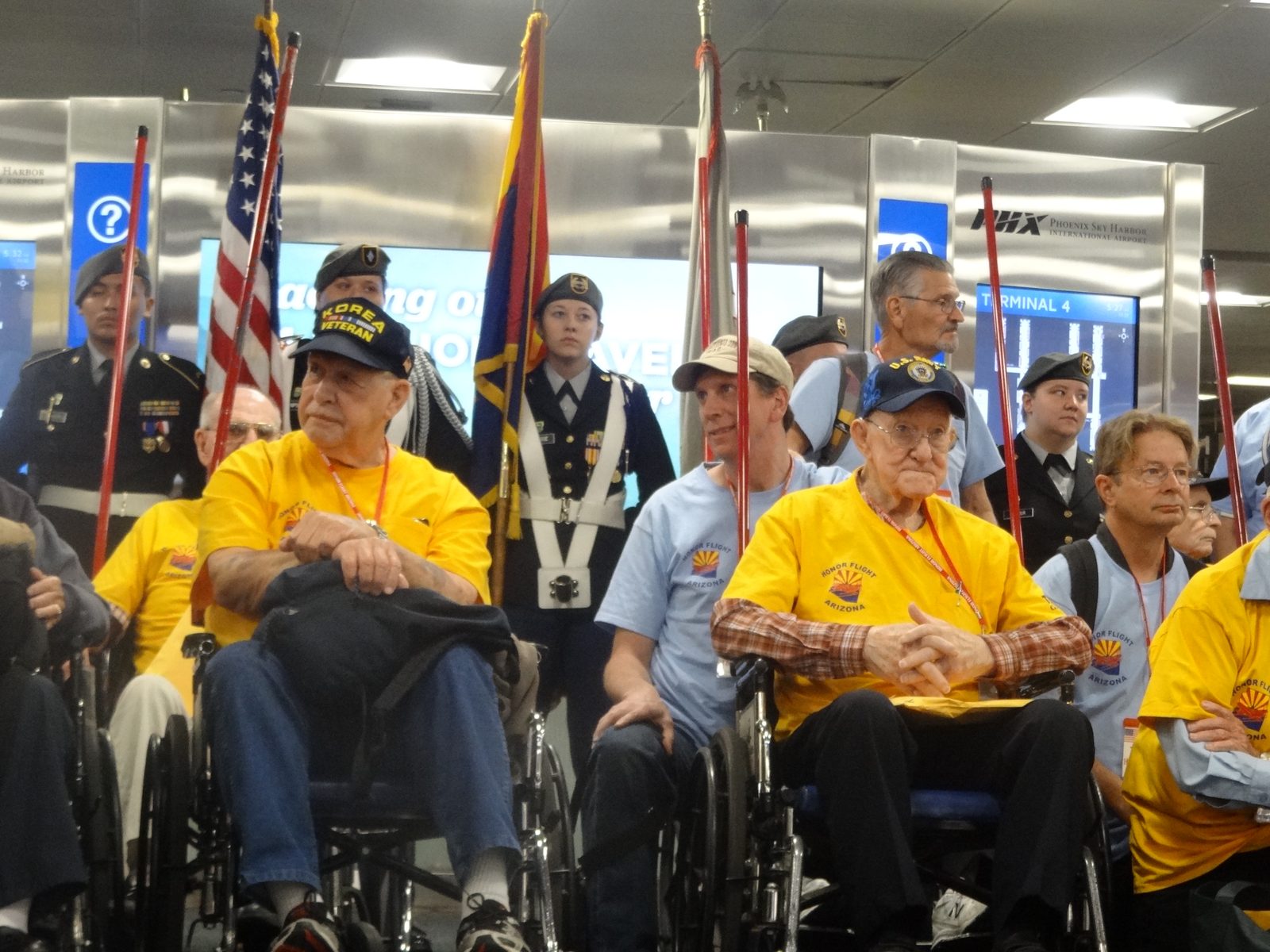 Skyline JROTC Cadets at Honor Flight Arizona PHX